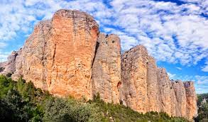 Roques del Masmut en Peñarroya de Tastavins